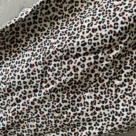 Gap Factory Leopard Button Down Shirt NWT - Picture 3 of 8